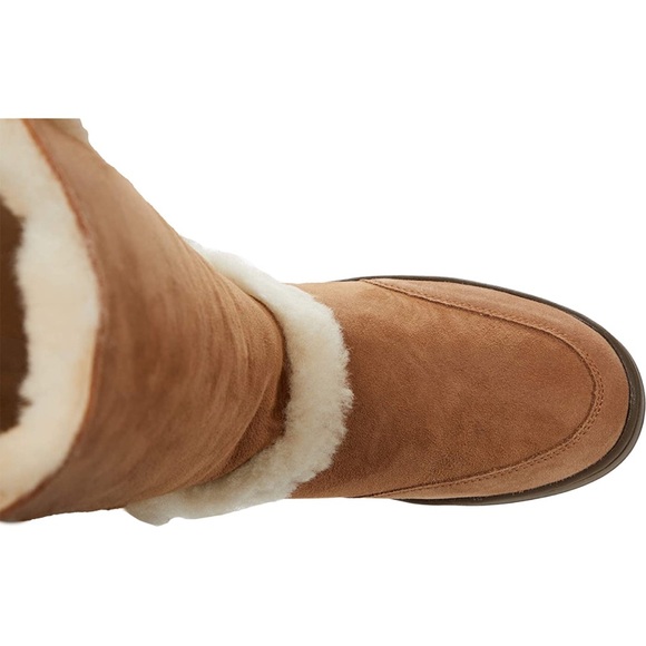 Ugg Women's Sundance II Revival Shearling Boots - Picture 2 of 8